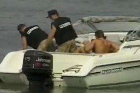 Kolav Olcek receives To fuck his lusty Prisoner