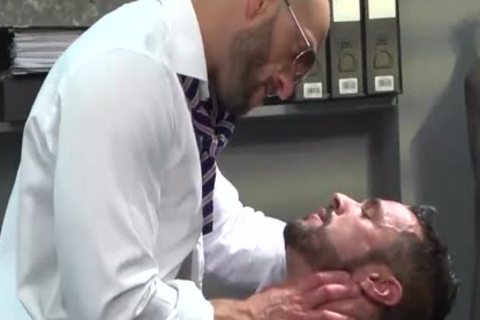 Cop bonks A man In Detention Very Hard