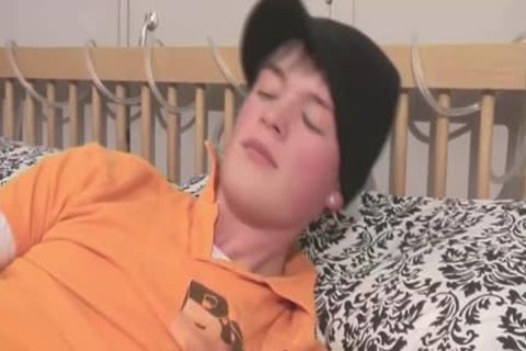 twink amateur Leon Houston Jacks Off