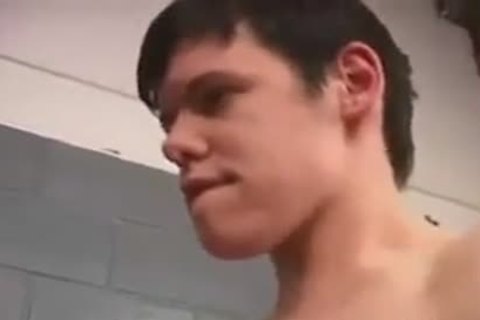 2 Skater teens Going At It