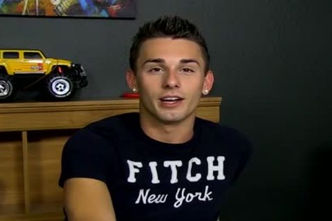 sleazy Jacobey London receives A Little assist From His Buddy