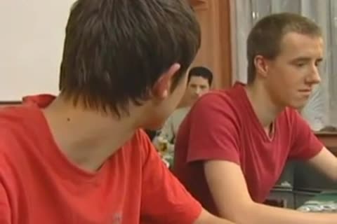 Things get Randy At The Pub