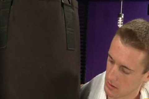 Colossal penis With Some good Bottom Fuckign enjoyment