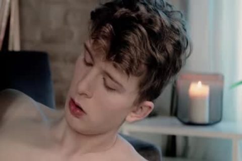 juicy Little hoe loves 10-Pounder