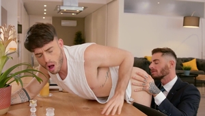 DrillMyHole.com: Tattooed Manuel Reyes likes slamming hard