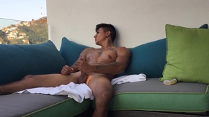 BarebackLatinoz: Solo muscle Erick latino stroking
