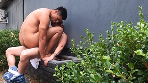 Dick Rides - Jonas Matt next to Francis Luke cheating