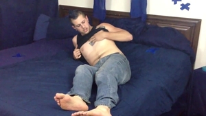 AlternaDudes: Tattooed punk Jock goes for rough nailing