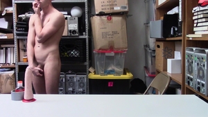 Young Perps: Desperate Deeds, Luke's Retail Disaster