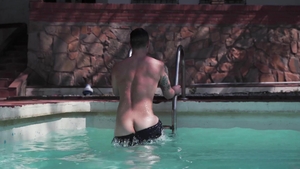 masqulin: Spanish Retreat Becomes Frenzy