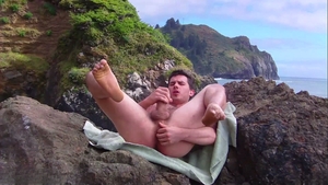 Solo: Peeping Vander's Most Intimate Moments Yet